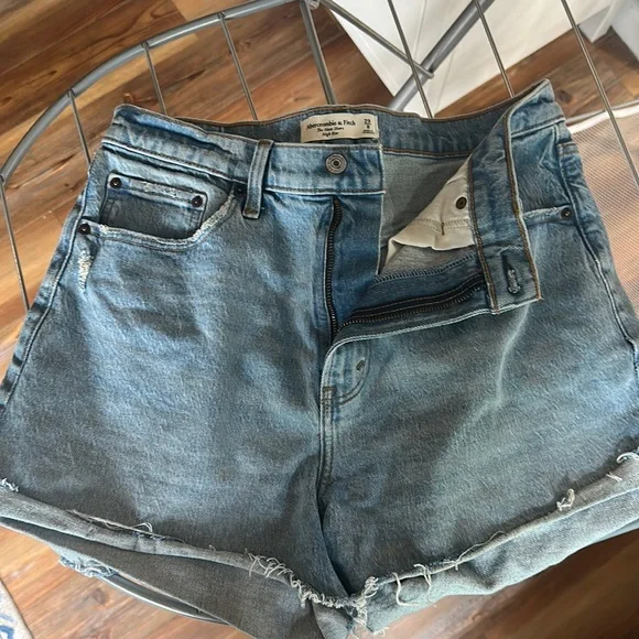 Abercrombie & fitch the mom short high rise curve love - Picture 1 of 4